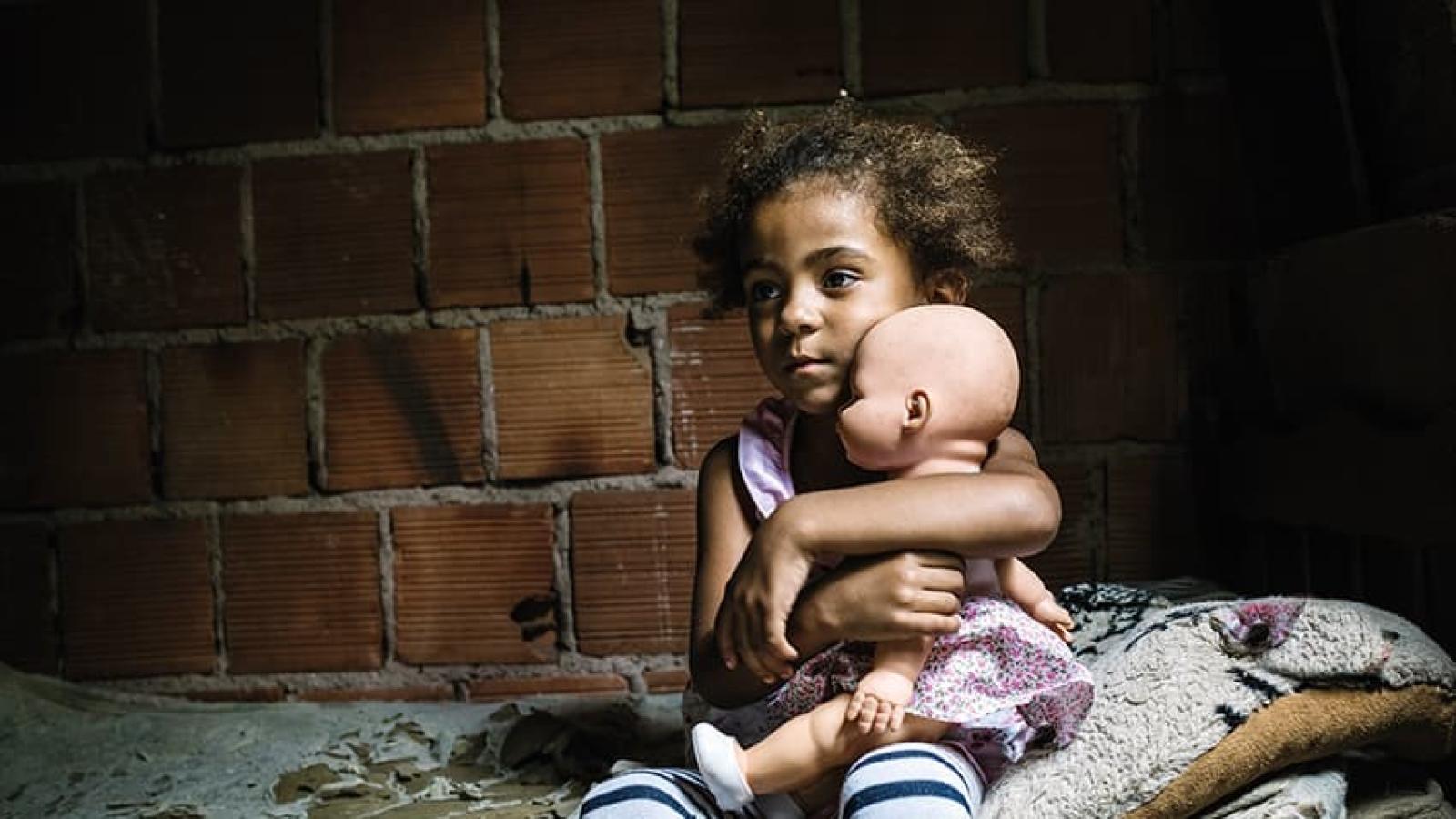 Poverty Images - Free Download on Freepik